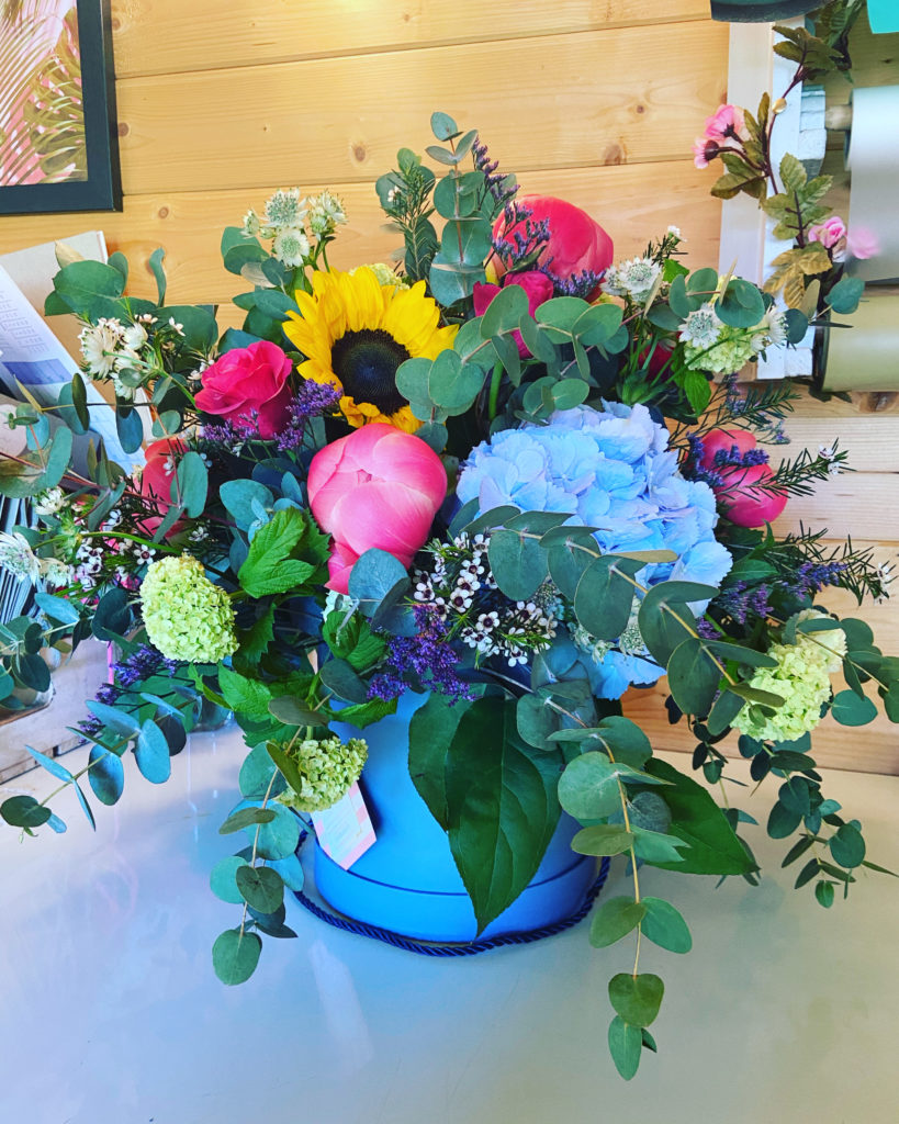 Hat Box Arrangements Flower Vogue