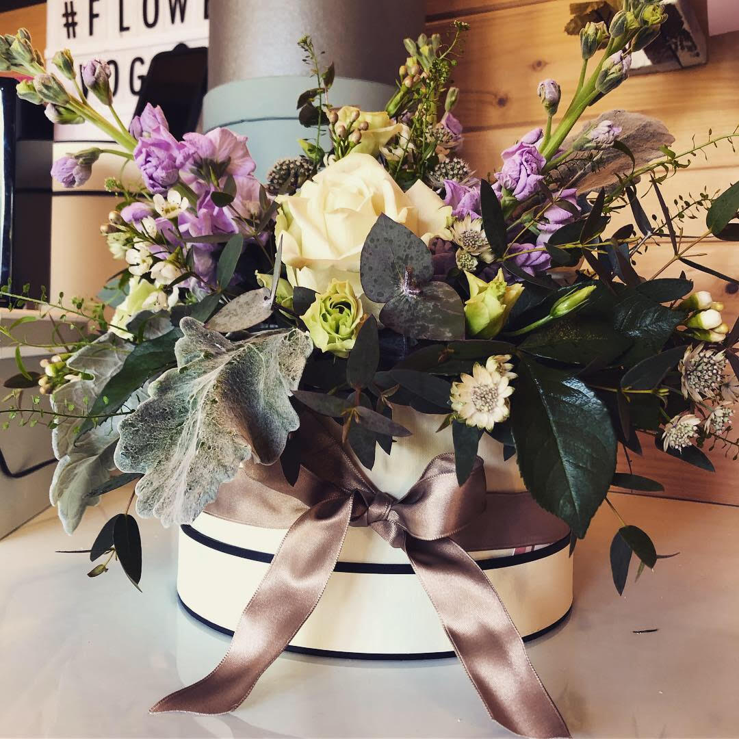Hat Box Arrangements Flower Vogue